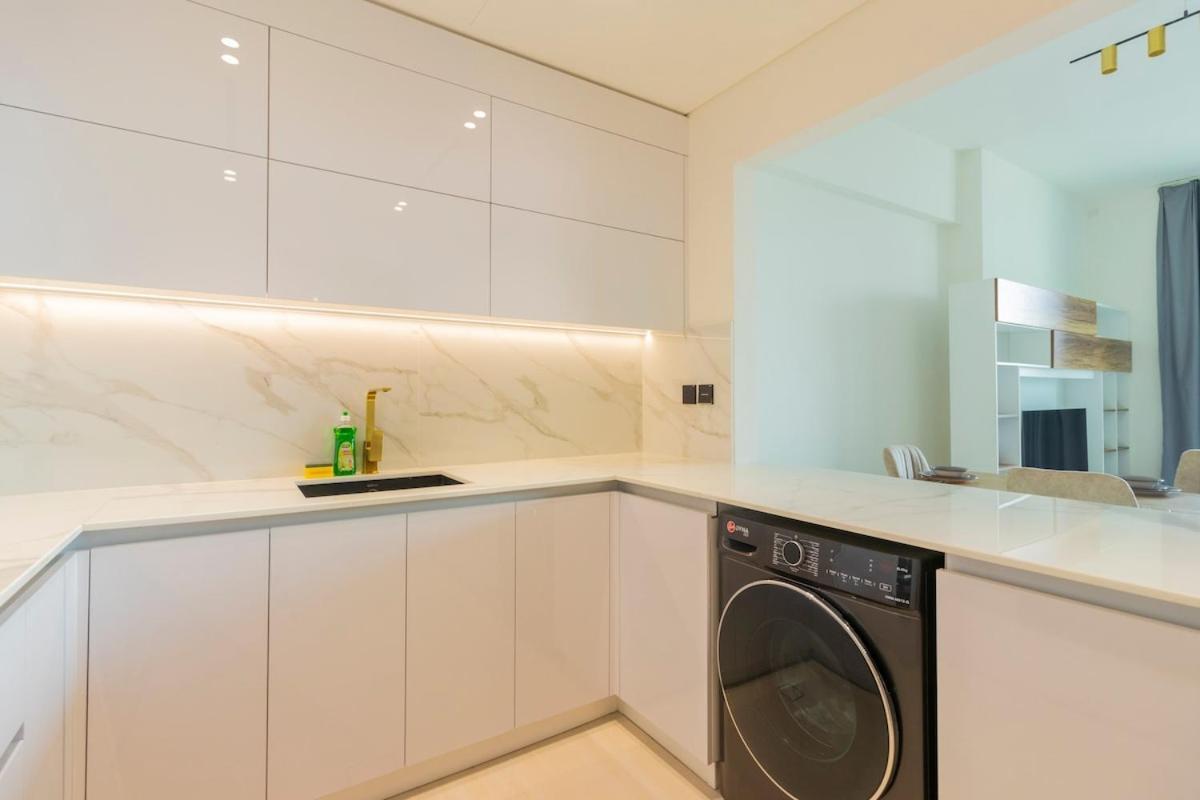Apartment Lavender Binghatti Jvc - New Stylish 1bdr